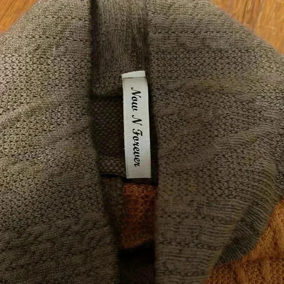 Now and Forever, open shoulder, Small - Picture 3 of 4